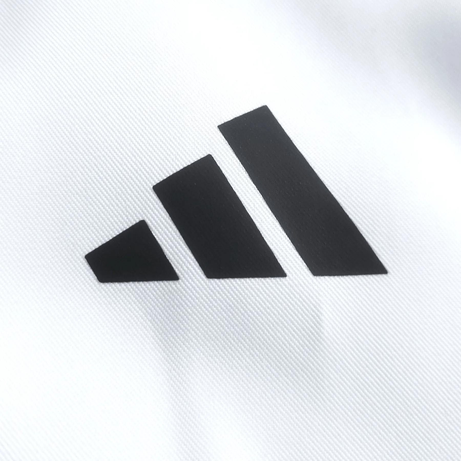 Kimono Adidas Shodan Studant WKF para Kumite - detalhe do produto