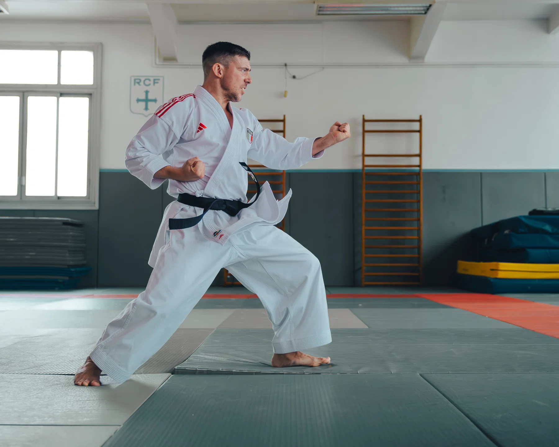 Kimono Adidas Shori Stripes High Waist WKF para Kata - detalhe do produto